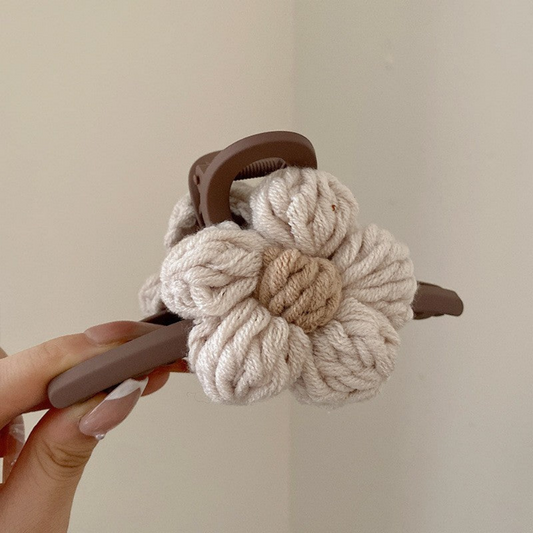 Oversized Flower Knit Hair Clip