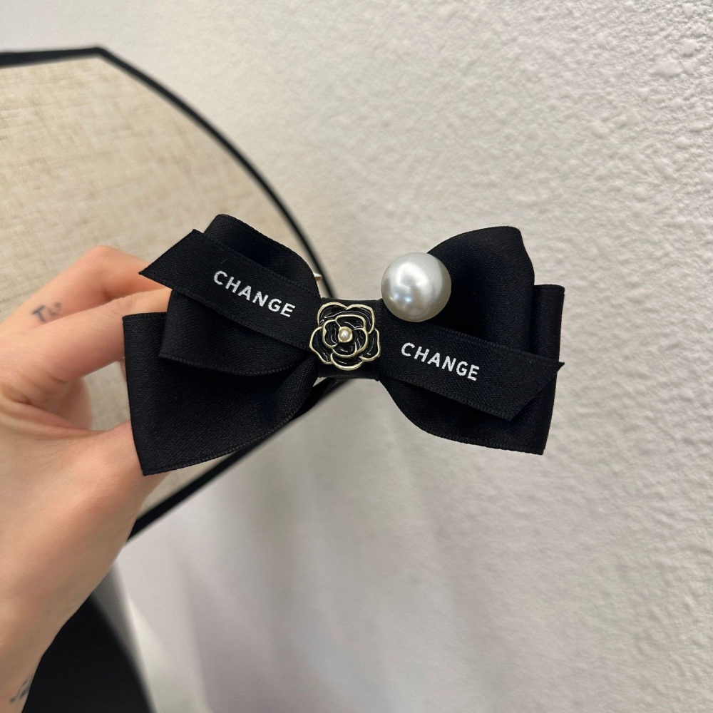 Double-Sided Pearl Bow Hair Clip